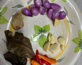 Foto langkah ke 1 dari resep Tumis Pepaya Muda Daun Melinjo.