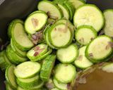 صورة لخطوة 2 من وصفة شوربة الكوسه 🌷😋