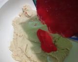 Foto langkah ke 3 dari resep Strawberry Chiffon Bliss Putih Telur (Cooked Dough).