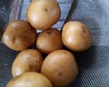ભૂંગળા બટાકા (Bhungra Bataka Recipe In Gujarati) રેસીપી સ્ટેપ1ફોટો