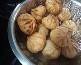 A picture of step 17 of Fried Modak.