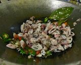 Foto langkah ke 3 dari resep 089. Cumi Asin Cabe Ijo.