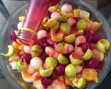 Foto langkah ke 3 dari resep Sop Buah Ala Indy.