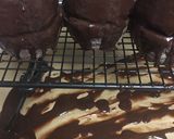 A picture of step 15 of BC SOUR CREAM CHOCOLATE CAKE WITH LOCAL STRAWBERRY PRESERVES & CHOCOLATE GANACHE.