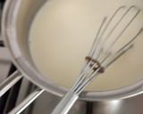 Foto del passaggio 1 della ricetta Panna cotta con coulis di pesche