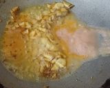 A picture of step 1 of Garlic mushroom masala.