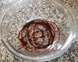 Foto del paso 2 de la receta Flan de huevos y turrón de almendras al Microondas
