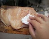 Foto langkah ke 2 dari resep Simple Chicken Steak with Garlic-White Sauce (less oil).