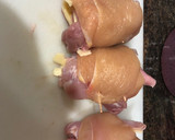 Foto del paso 2 de la receta: Rollizos de pollo caseros en salsa al vino blanco