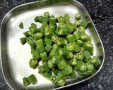 A picture of step 1 of Bhindi (Okra) Do Pyaaza.