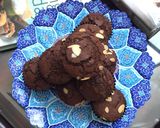 Foto langkah ke 6 dari resep 25. Classic Choco Muffin.