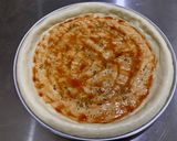 Foto langkah ke 4 dari resep Tuna Melt Pan Pizza (Basic Dough).