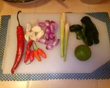 Foto langkah ke 4 dari resep Mangut lele kemangi.