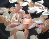 Foto del paso 2 de la receta: Pizza de pollo al curry rojo