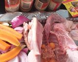 A picture of step 2 of Roasted chicken with potatoes.
