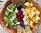 Foto del passaggio 1 della ricetta È tempo di WEETABIX 🥣🥝🍓🍏