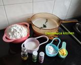 Foto langkah ke 2 dari resep Kue lapis tepung tapioka |hanya 4 bahan bikin banyak pesanan.