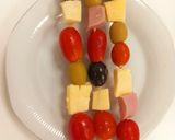 Foto del paso 1 de la receta: Pinchos  de Tomate Cherry, Queso y Aceitunas