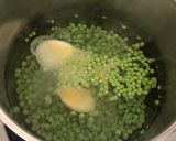 Foto del paso 2 de la receta: Crema de chícharo
