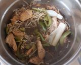 Foto del paso 4 de la receta: Pollo en salsa inglesa