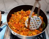 A picture of step 5 of Pav bhaji fondue.