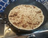 तीळाची खुशखुशीत पोळी (Tilachi Poli Recipe In Marathi) रेसिपी स्टेप 3 फोटो 