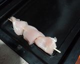 Foto del paso 3 de la receta: Brochetas de pollo muy sabrosas
