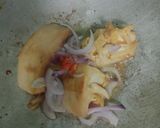 Gambar langkah 4 resipi Mandai goreng.
