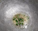 A picture of step 2 of Vermicelli upma.