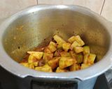A picture of step 6 of Masala Lauki.