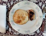 Foto del paso 3 de la receta: Tartitas de jamón, queso y tomate con discos de empanadas