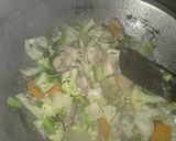 Foto langkah ke 4 dari resep Capcai ayam.