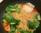 Foto langkah ke 3 dari resep Indomie Kuah Telor.