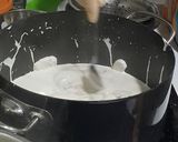 Foto del paso 6 de la receta: Tortelinis de ricota y espinacas con salsa Alfredo