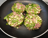 Foto del paso 6 de la receta: Hamburguesa con acelgas