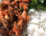 Foto langkah ke 6 dari resep Ikan tongkol suwir pedas.
