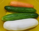 Hình bước làm 1 của món Salad tam sắc