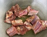 รูปขั้นตอนการทำที่ 2 ของ ซี่โครงหมูน้ำผึ้งอบซอส