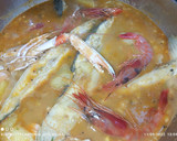Foto del paso 6 de la receta: Suquet de rodaballo salvaje y gambas rojas