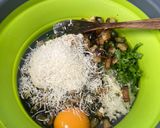 Foto langkah ke 1 dari resep Perkedel Terong Keju Panir.