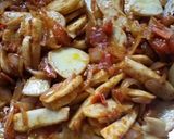 A picture of step 8 of Fry dry taro root arbi.