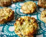 Foto del paso 4 de la receta Buñuelos de calabacín —kolokithokeftedes— (en airfryer)