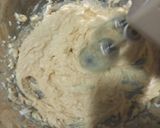 Foto langkah ke 2 dari resep Oreo Cheesecake Cookies.