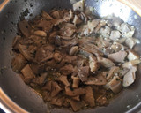 Foto del paso 3 de la receta: 11. Setas guisadas