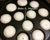 A picture of step 3 of Rava Kara Kuzhi Paniyaram.