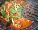 รูปขั้นตอนการทำที่ 3 ของ ไก่ผัดพริกลุยสวน