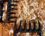 A picture of step 1 of Slow cooker queso chicken tacos.