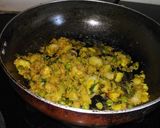 A picture of step 1 of Punjabi samosa.