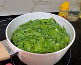 Foto langkah ke 2 dari resep Tumis Daun Ubi.