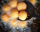 A picture of step 14 of Potato balls.